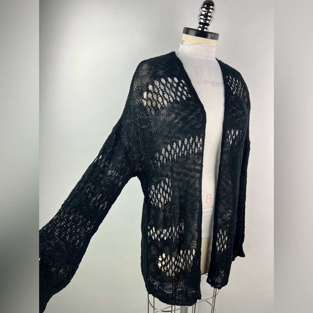 💚 3362. Open Knit Black Cardigan - Picture 3 of 6